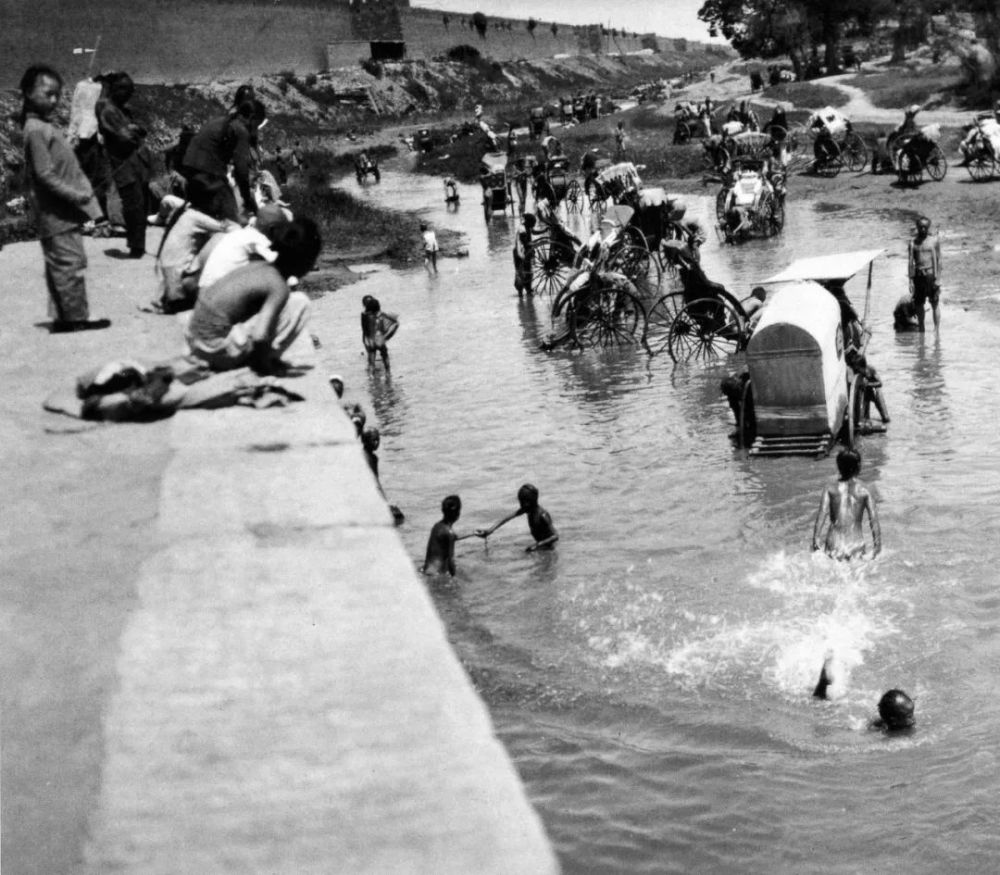 老北京|今日头伏，看看老北京人是如何熬过“夏经天儿”的