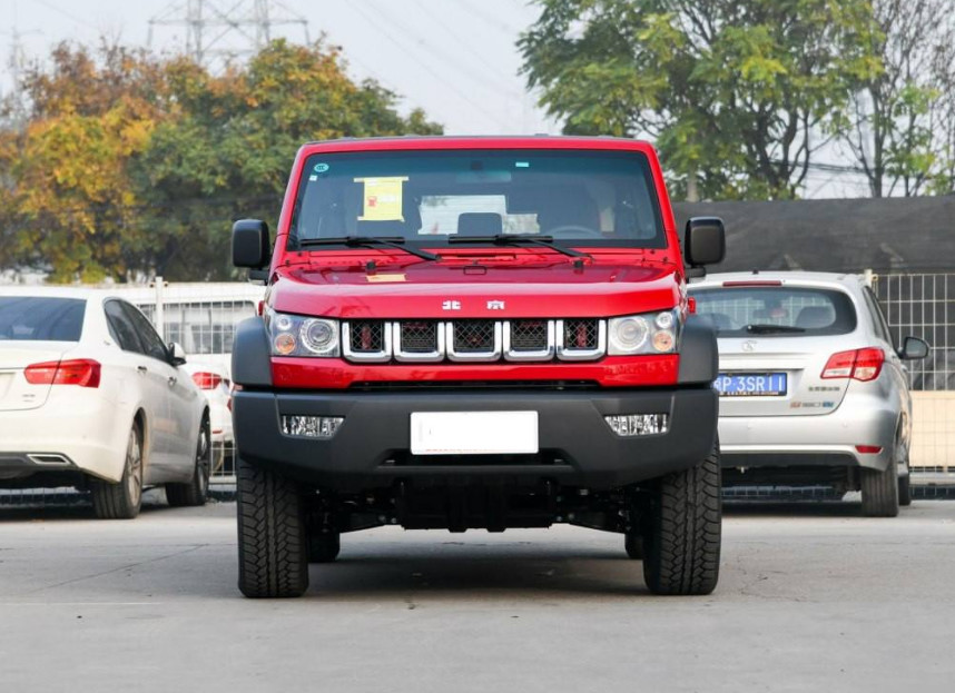 目前皮卡版的bj40车型已经开始预售,动作确实相当快,预售起步价只有13