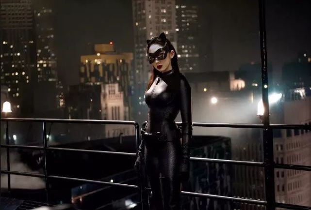 孟美岐cos的 猫女妆 绝了