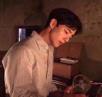 女生自愿"倒追"的男孩子,多半有这3个优势,矮矬穷也没事儿!