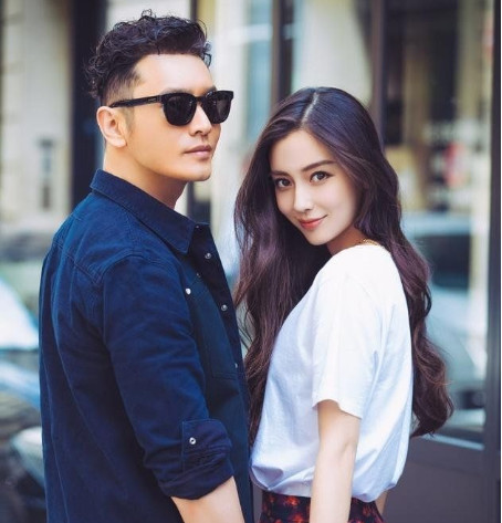 黄晓明baby罕见同框,贴心提裙子力破不和传闻,装出来的?