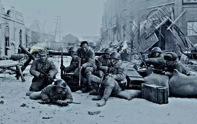六部气势磅礴的战争电影带我们回到曾经战火纷飞的年代