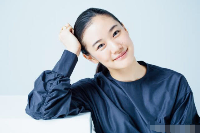 搞笑艺人化幻想为现实,追到国民级偶像苍井优