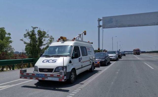 2019年6月3日,交通运输部专业路况检测车对我县g206国道进行检测并