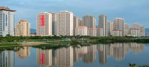 这个宜居新城让大家太羡慕啦!多年发展,美景,产业,人气,商机啥都有