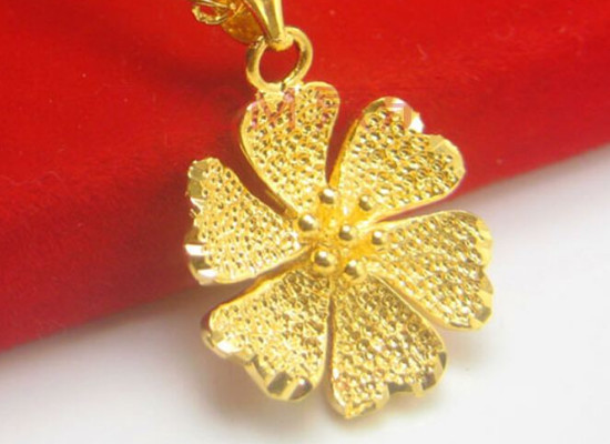 运气测试:4朵金花,哪朵是真的?测你最真实的性格是什么!