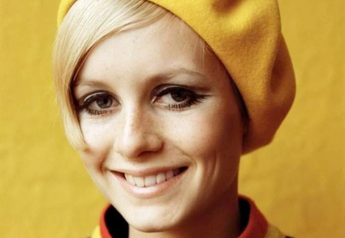 心理测试:你觉得哪个笑容最假?测你人生最大的遗憾是什么