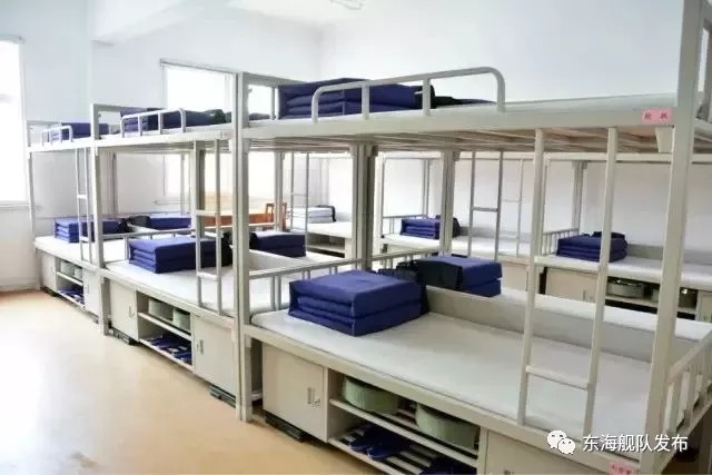 自从当了海军,妈妈再也不用担心我的学习!