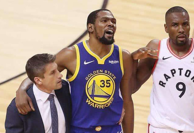 真正的勇士 Kd回归拯救队伍无奈再次发生意外 克莱 我们爱他