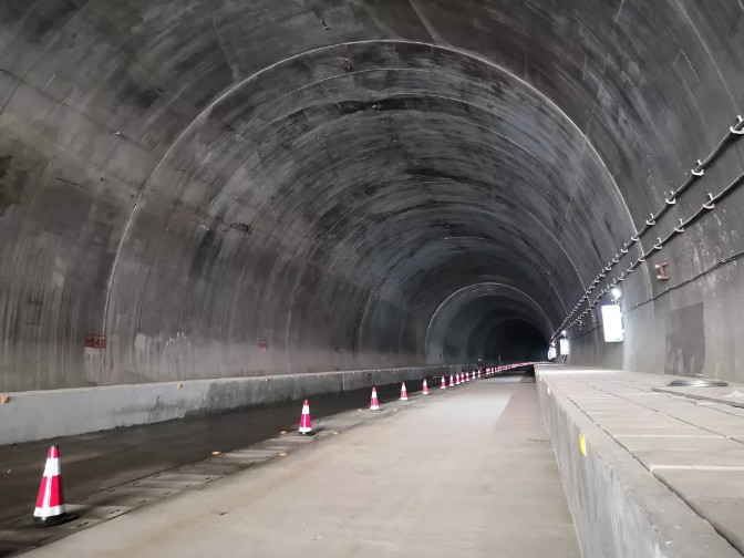 中铁五局,隧道,中国铁路总公司,铁路