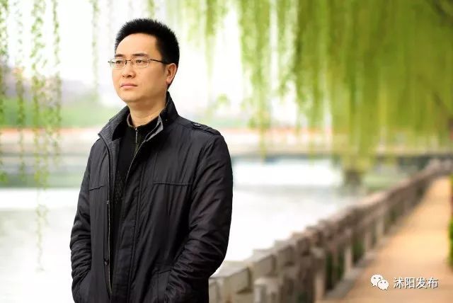 沭阳诗人出版新诗集,与您共同聆听《月光曲》