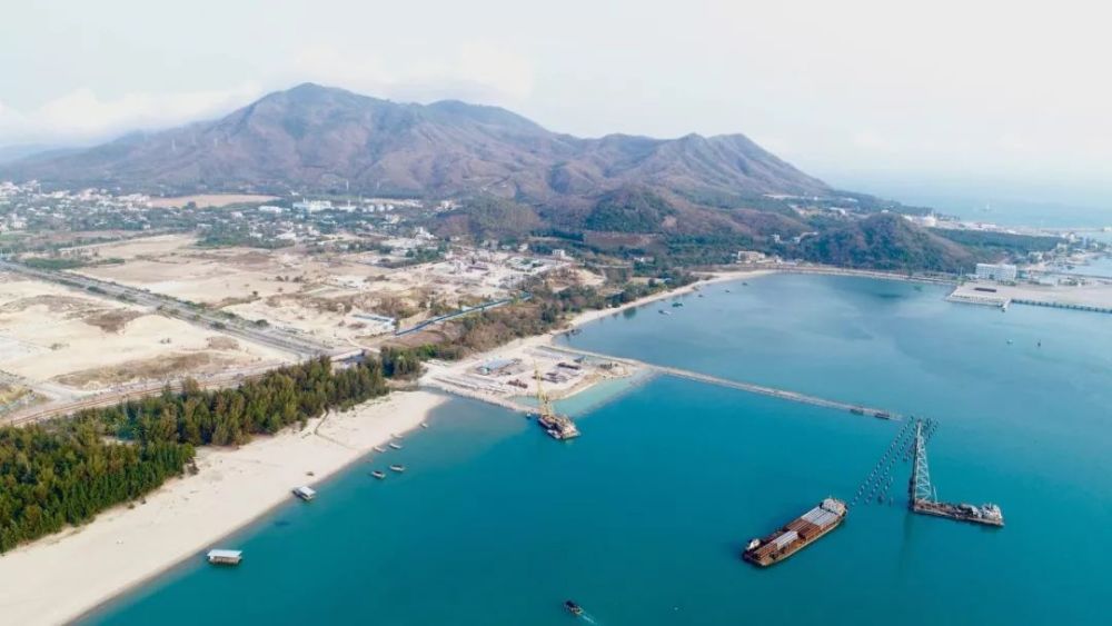 听说三亚崖州湾科技城整个园区都是5g!