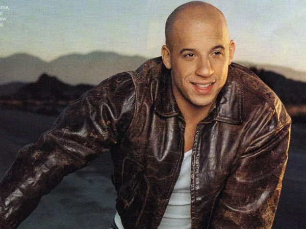 美国有个光头叫强森,英国有个光头叫斯坦森,中国的你肯定认识!