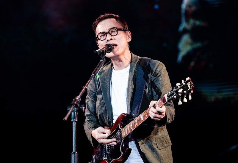 罗大佑寻回36年战友 惊呼大伙:儿孙满堂了