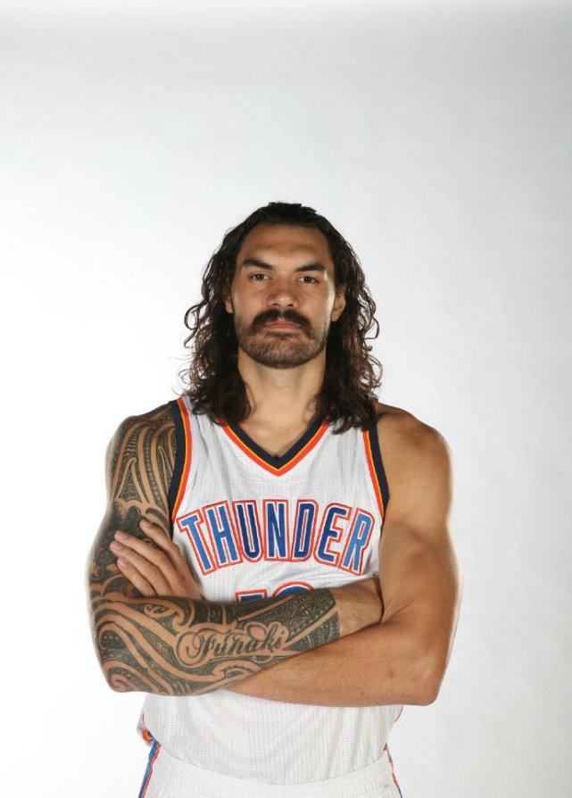 亚当斯助阵新西兰有望冲击小组第一本次篮球世界杯的成绩将与东京奥运