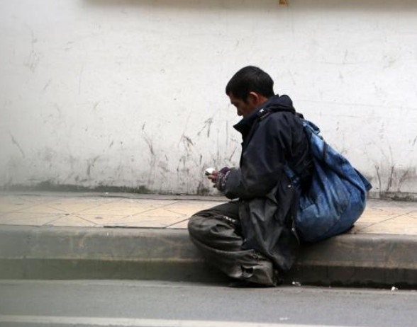 运气测试:4个乞丐哪个最可怜?测你是一个什么样的人!