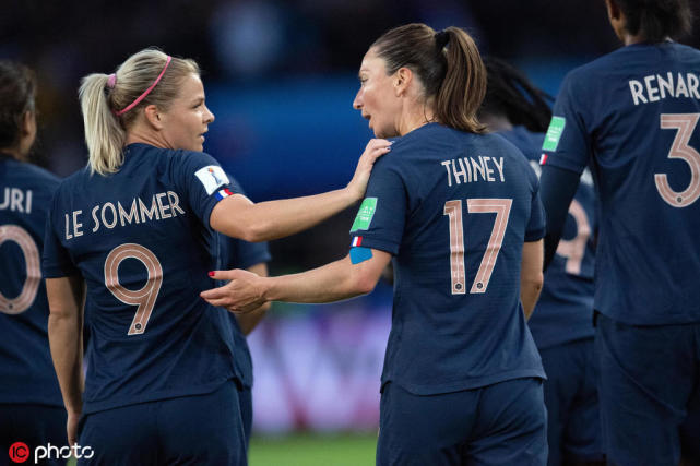 法国女足前国脚想来中国踢球:我70%的队友需