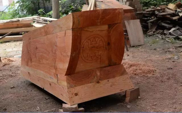 乡村这家"棺材铺",后继无人,再过十年即将消失!