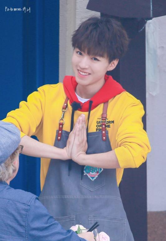 综艺节目的美颜滤镜有多强大王俊凯意外被关滤镜颜值很惊人