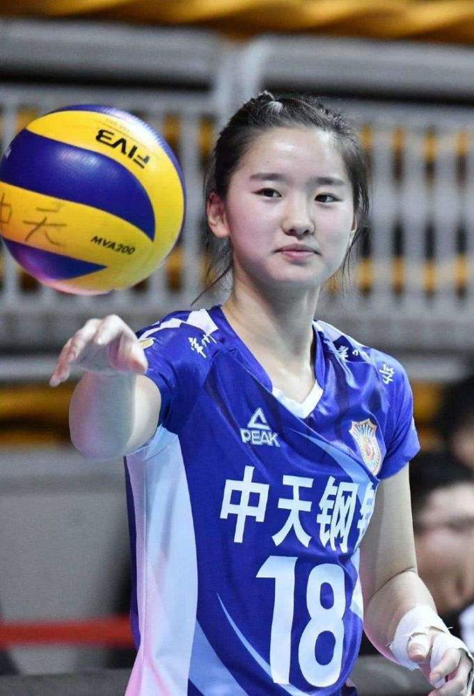 女排新人倪非凡入选北仑站名单 出身体育世家外公曾是袁伟民队友