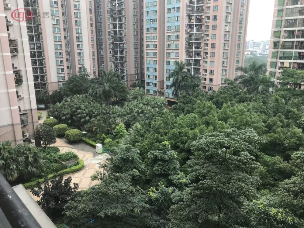 珠岛花园总体而言,市区老破小最有价值的是其附加值:优质的学位