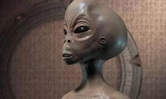 火星以前存在生命,疑因外星人入侵而灭亡