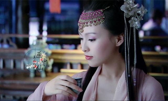 唐嫣|36岁的唐嫣产后首次露面并宣布正式复出！辟谣生双胞胎，而是女儿