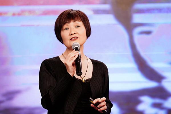 淳子:上海孕育作家,作家回报上海