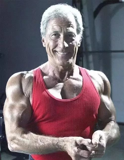 肌肉越多,寿命越短?长寿老人都没有大肌肉?