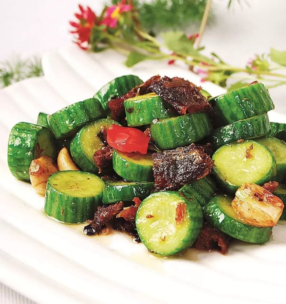 2,罐头豆豉鲮鱼一