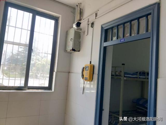 洛阳某高中女生宿舍走廊装监控,校领导随时能用手机看?