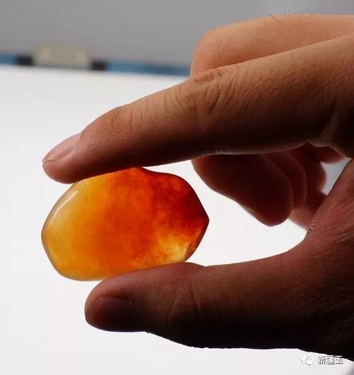 "宝石光",到底是什么石头
