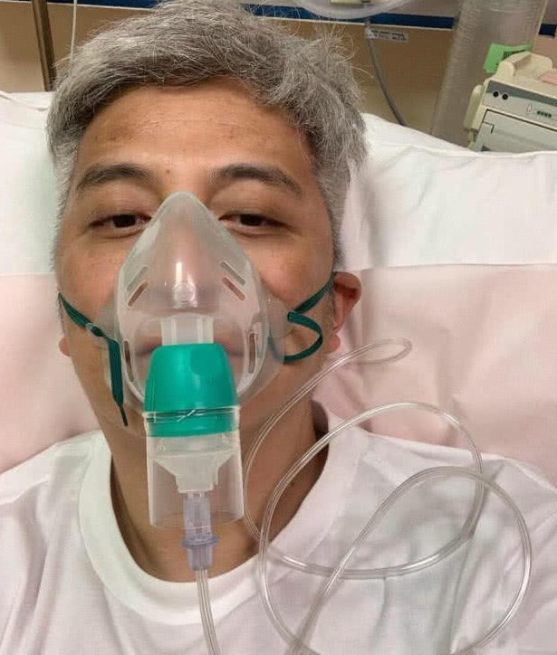 吉杰一次性抽了3包香烟 被送往医院急救 只能靠氧气罩吸氧