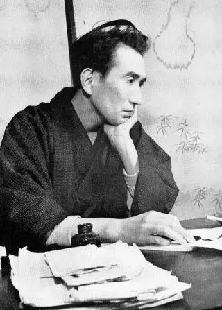 今天日本的 樱桃忌 只为缅怀写出了 人间失格 的太宰治