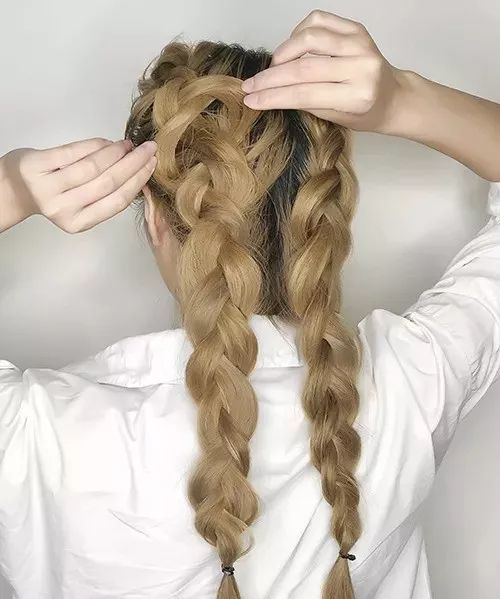 双法式辫,甜美与优雅并存!