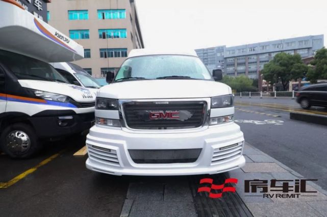 现车实拍 二手车 白色gmc商务之星 七座四驱大保姆车