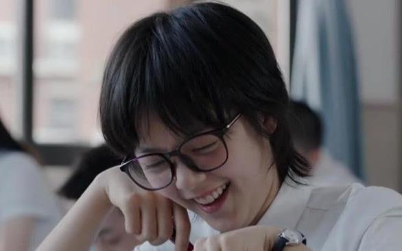 还在觉得短发的林妙妙丑?那是你没看到她长发的样子,美到不敢认