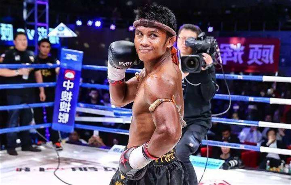 拳王播求输得最惨的一场比赛!