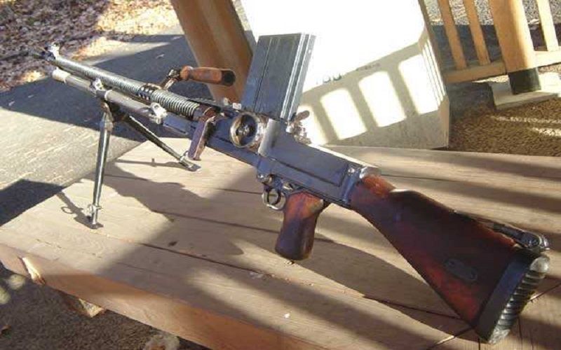 射程1000米,是二战杰出的轻机枪