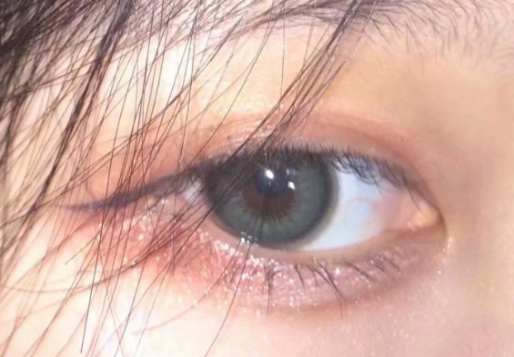 心理学测试选一个你觉得最忧郁的眼睛测异性对你的第一印象