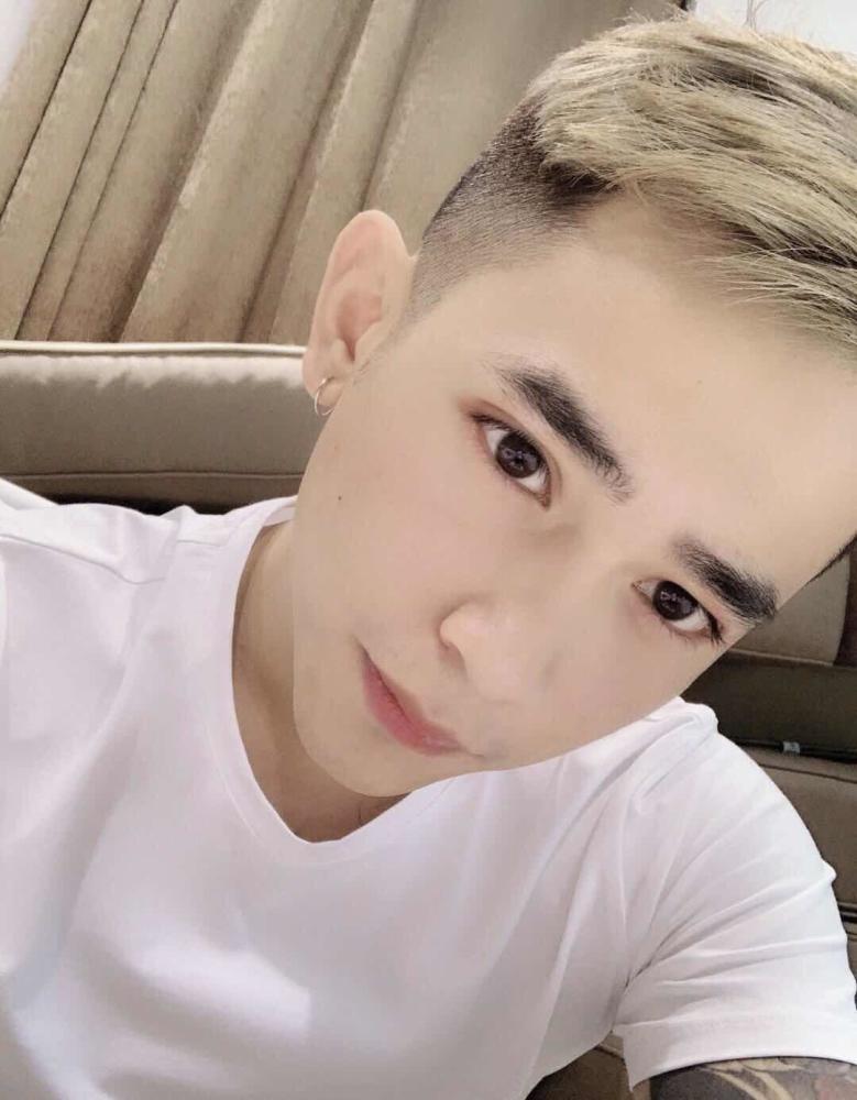 快手网红月收入有多高?小伊伊583万,看到第一我震惊了!