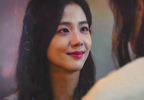 jisoo为什么这么火!两秒的镜头就登上世趋第一,太厉害了!