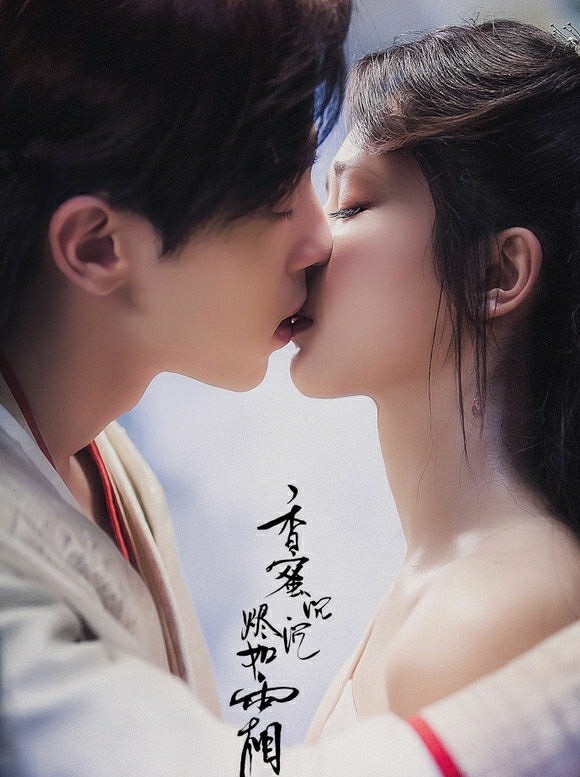 杨紫到底瘦了多少?穿s码皮衣还能有剩余!和邓伦再次合作,处处彰显cp感