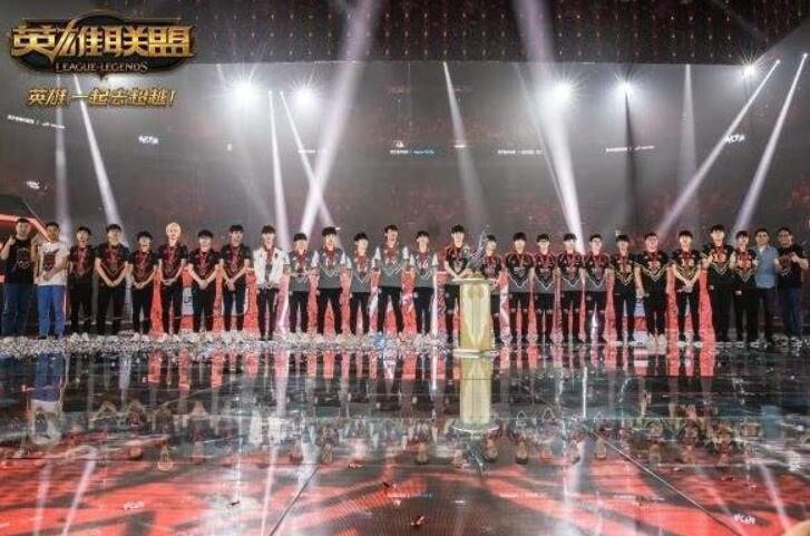 LOL五大赛区选手工资排行,LPL倒数第二,第一