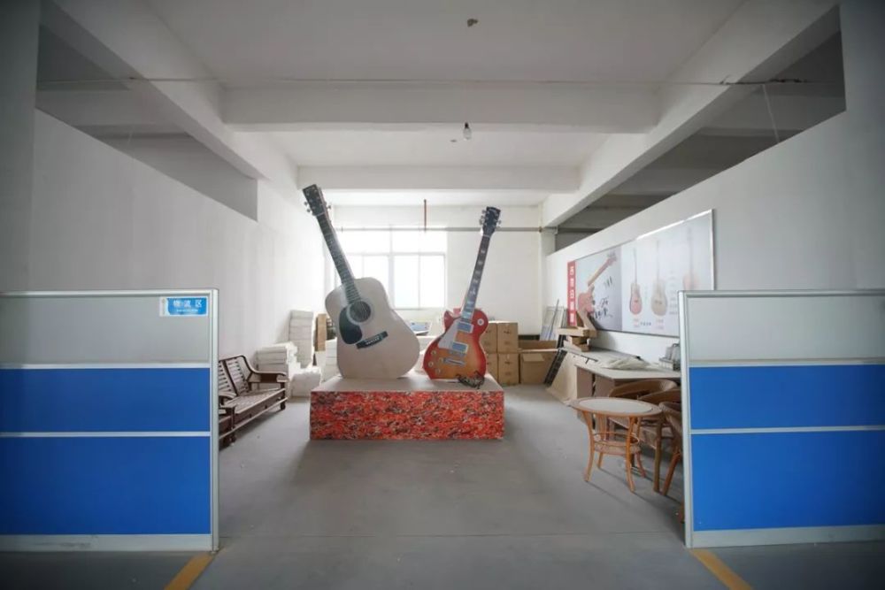 鄌郚在树立"吉他小镇"的品牌形象,促进乐器产业和文化产业融合.