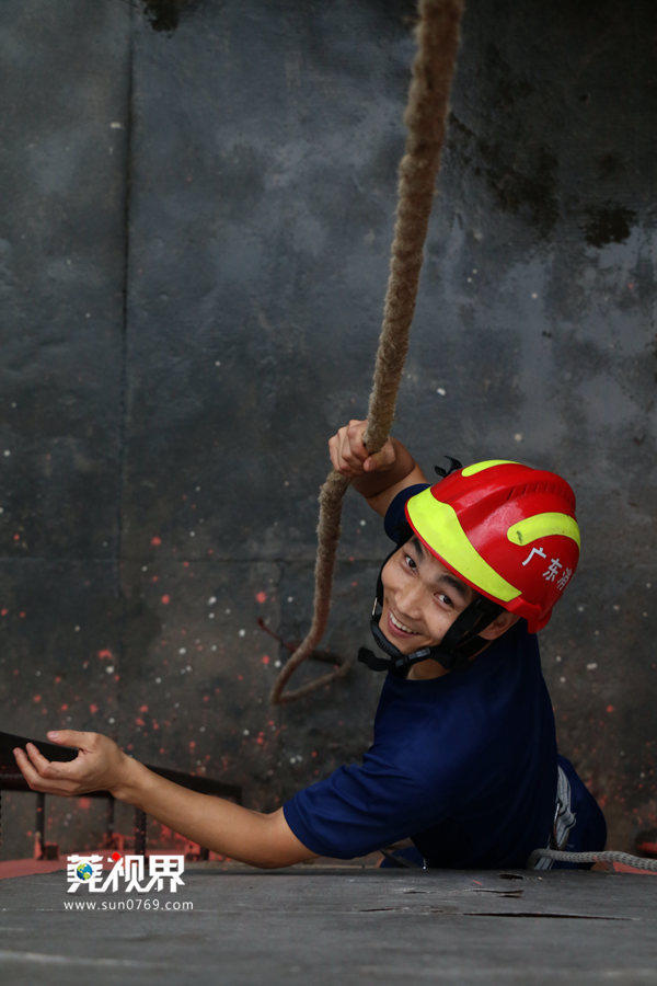 消防员,逆行,刘建东
