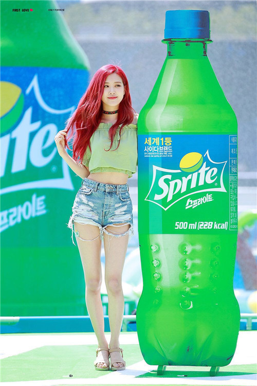 "黑粉"眼中blackpink,变身七龙珠,rose头发亮了_腾讯新闻