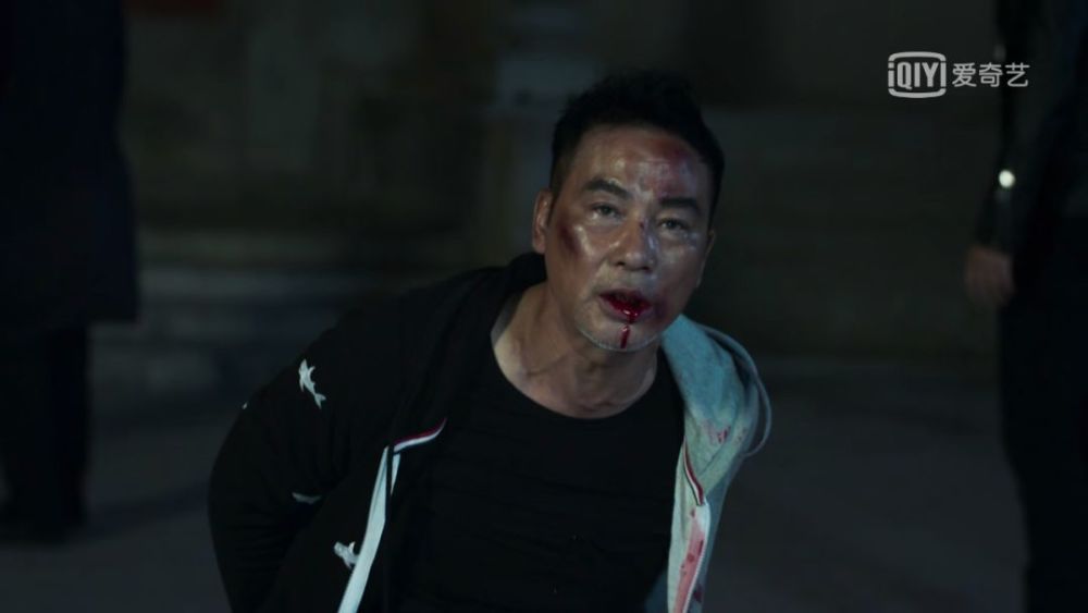 视频| 任达华被刺!剧组回应:人清醒