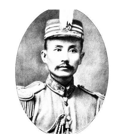 当老蒋获悉这个情报后,下令要范将朱老总的部队解除武装,将朱老总解