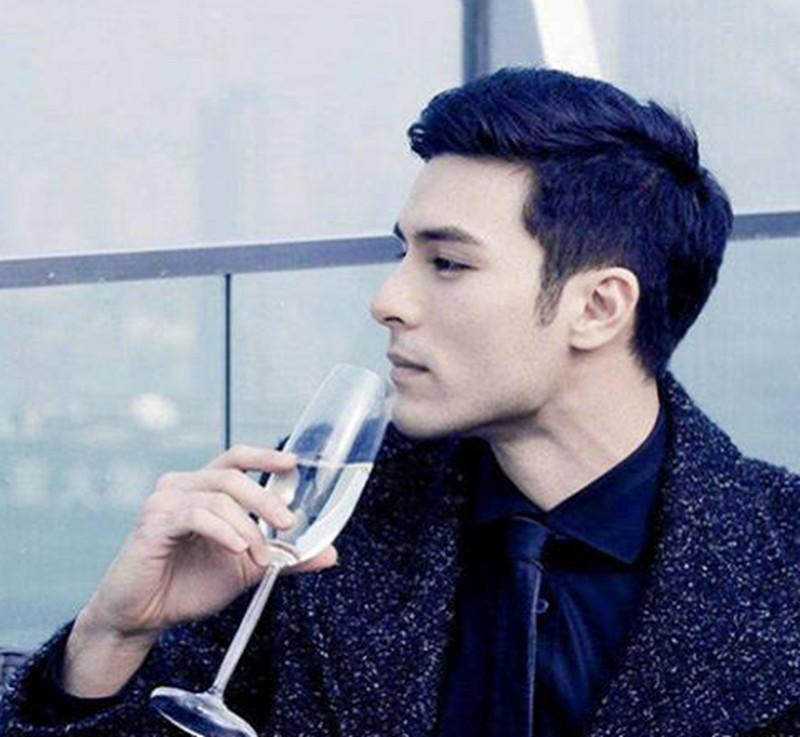 还记得《小时代》宫洺吗?如今变化太大,离开郭敬明颜值都不帅了